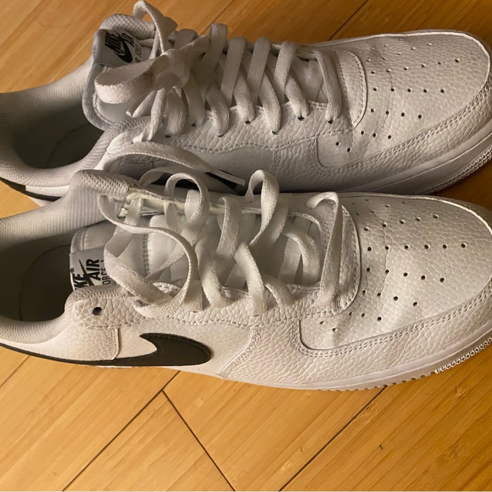 Nike Men’s Air Force 1 - Size 11.5